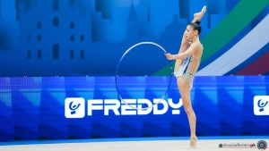 app f hoop raffaeli sofia ita sfe03612 copia simone ferraro ph